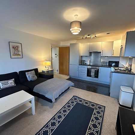 Etihad Fc 2Br Apartment With Water View Manchester Esterno foto
