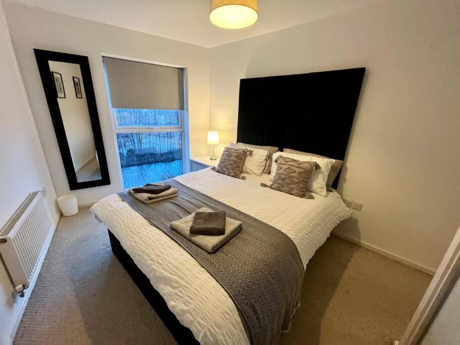 Etihad Fc 2Br Apartment With Water View Manchester Esterno foto