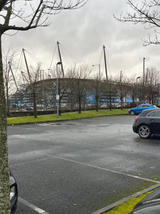 Etihad Fc 2Br Apartment With Water View Manchester Esterno foto