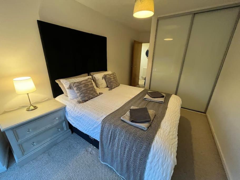 Etihad Fc 2Br Apartment With Water View Manchester Esterno foto